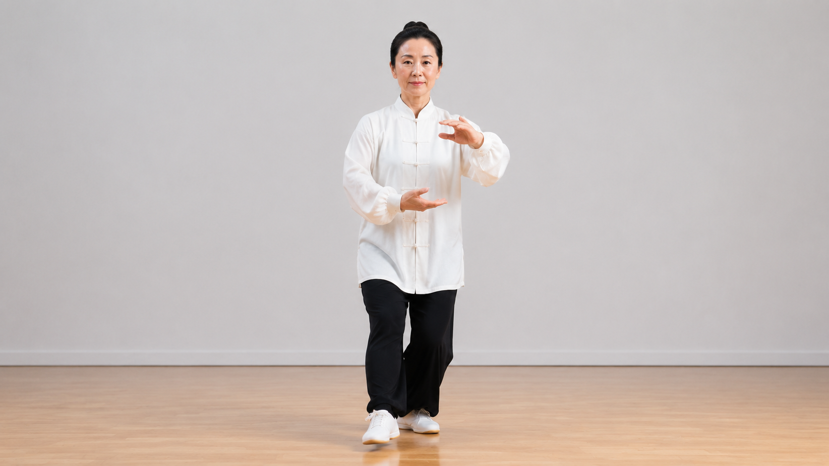 Play the Lute tai chi exercise demonstration